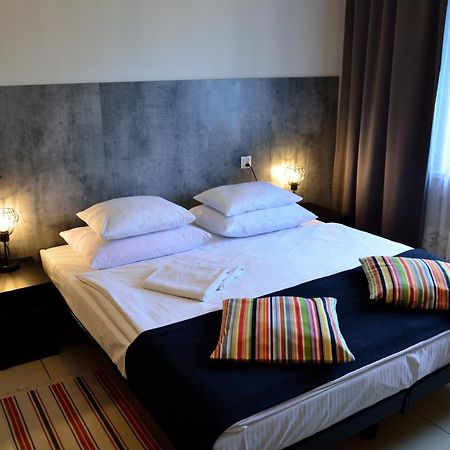 Hotel Gracja Kuznia Raciborska 外观 照片